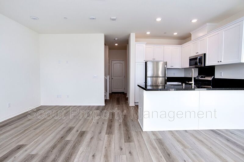 1st image of 24131 Tuscany Ave
