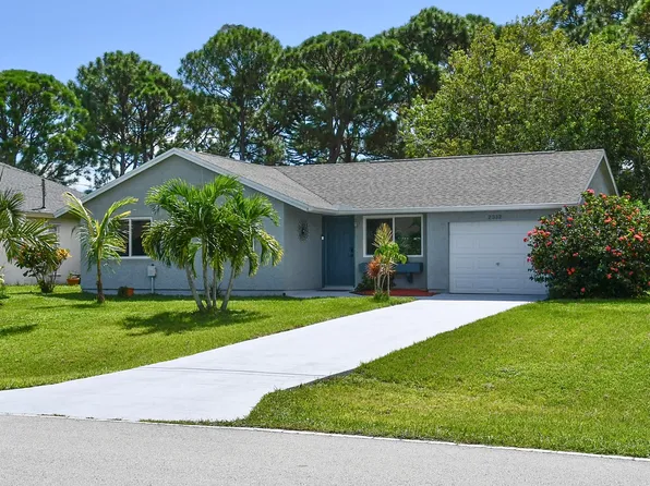 2332 SE Grand Drive, Port St Lucie, FL 34952