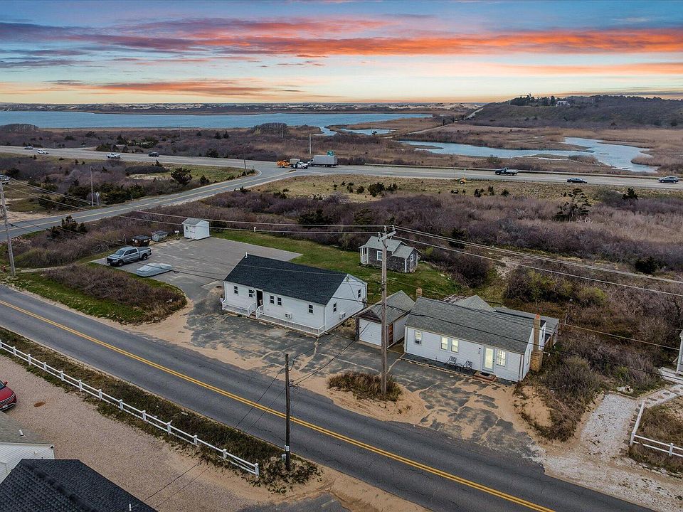 1st image of 321 Shore Road UNIT 14s