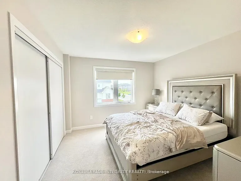 1042 Parabolica Way — Photo 21