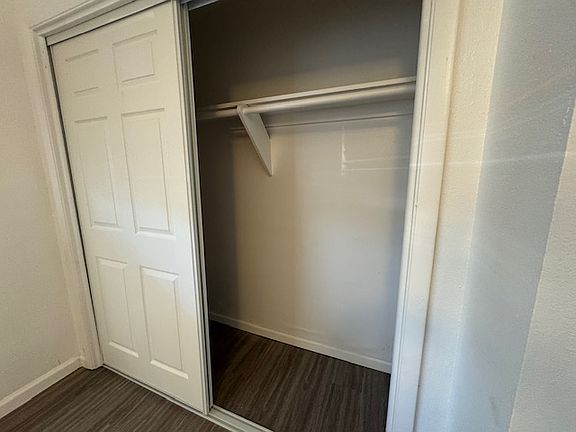 4th image of 1605 E Crown APT A