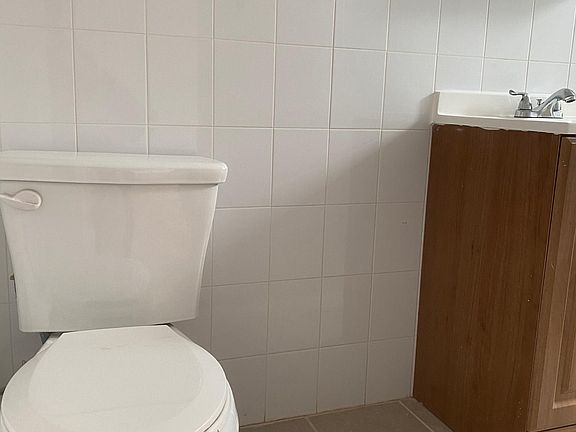 3rd image of 3708 Bowne St #3E