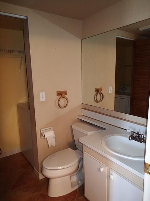 1st image of 61 Lake Arbor Drive