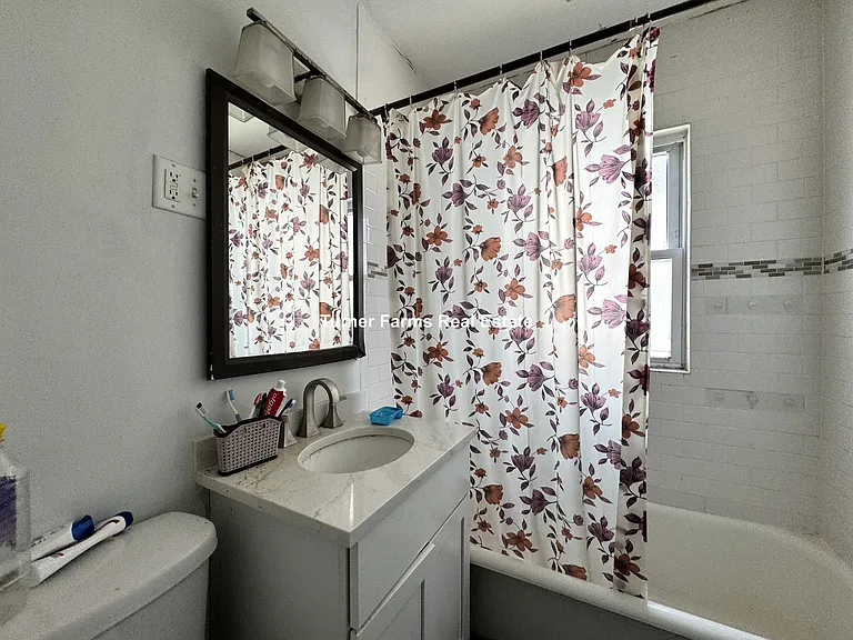 15 Taylor St #B — Photo 12