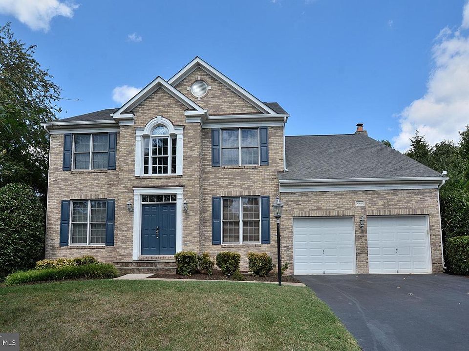 1st image of 43646 Glen Castle Ct