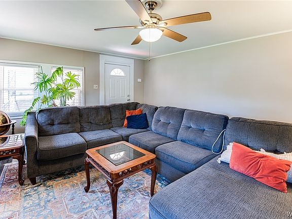 5th image of 4108 Highpoint Dr