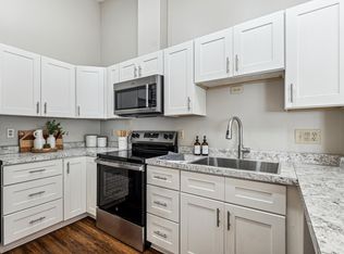 176 Wentworth Ave W APT E, West Saint Paul, MN 55118