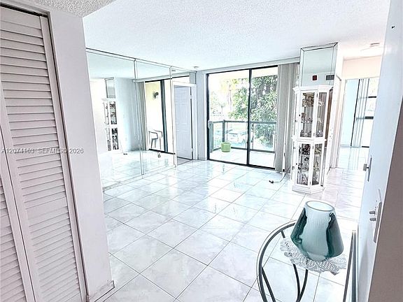 4th image of 11780 SW 18th St APT 226-2