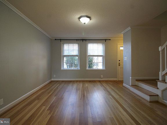5th image of 2886 S Abingdon St