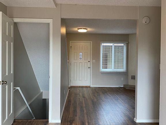 4th image of 1603 Cottonwood Dr Unit B