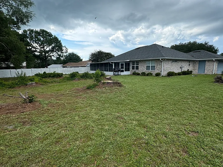 346 SW Crest Gln — Photo 3