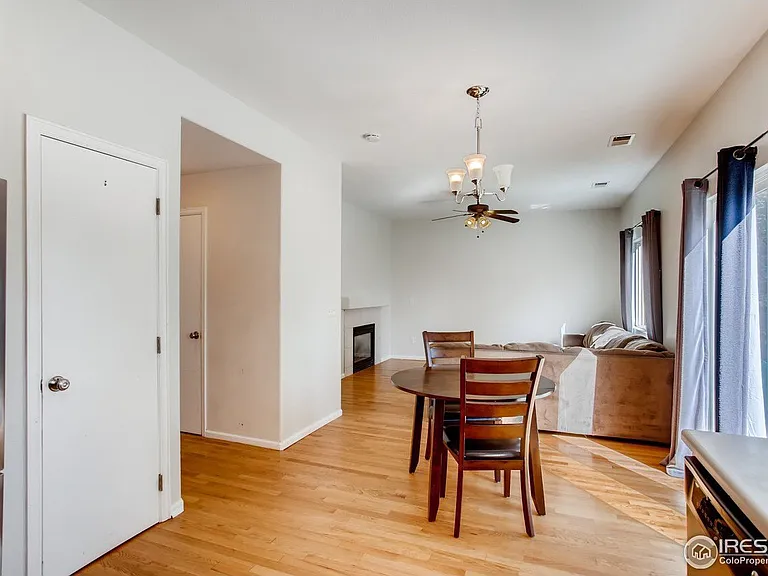 1126 Lochmore Pl — Photo 14