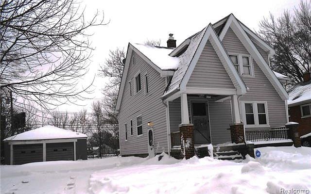 1st image of 556 E Muir Ave