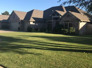 3625 Edgewater Dr, Enid, OK 73703