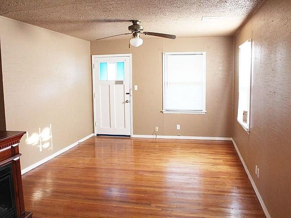3rd image of 4009 SE 22nd St