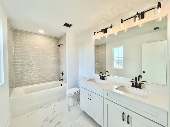 525 Canal Cir Lot 36, Nashville, TN 37214