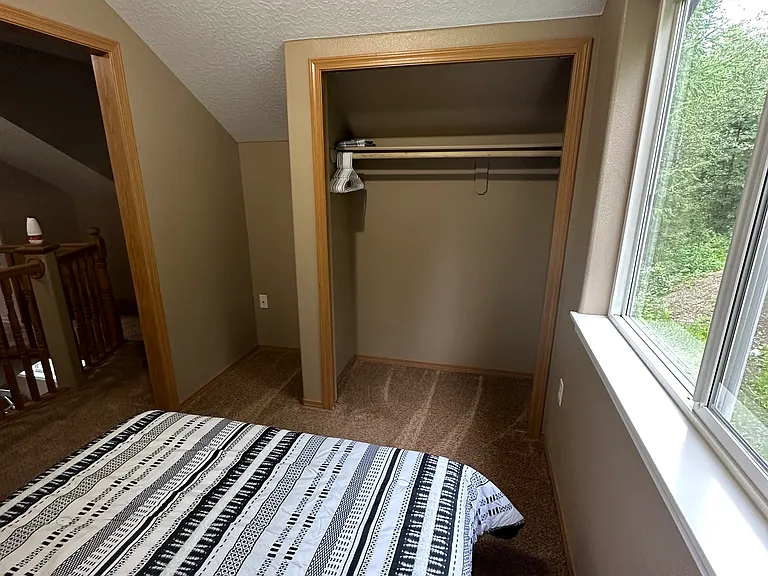 4301 N Autumn Ln — Photo 9