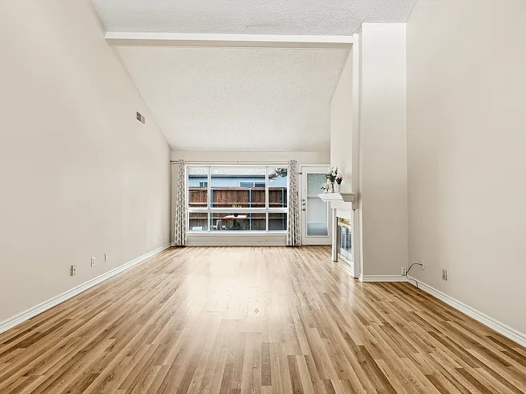 9624 Highland View Dr — Photo 7
