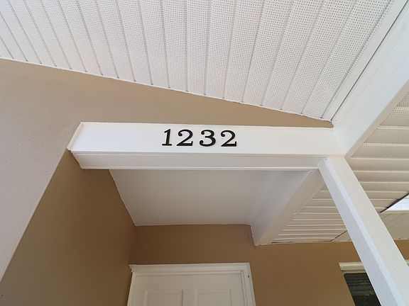 3rd image of 1232 Amble Ln
