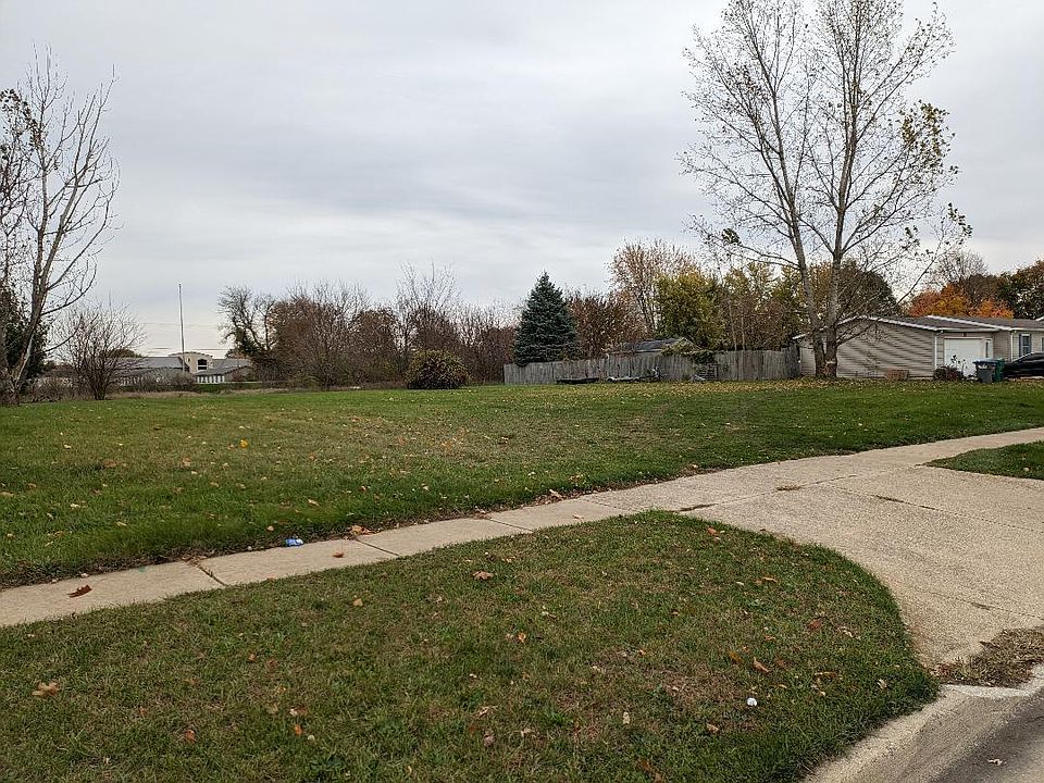2nd image of 1107 Merryview Dr