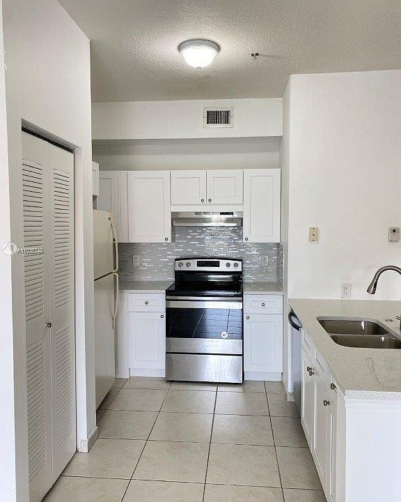 1st image of 7220 NW 114th Ave APT 310