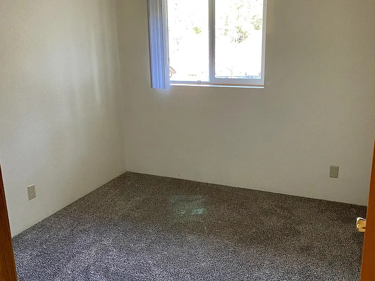 156 E Montgomery Ave — Photo 8
