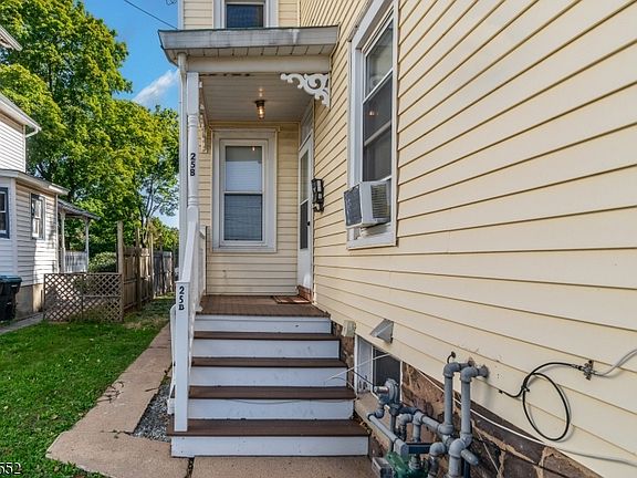 4th image of 25 N Main St #B