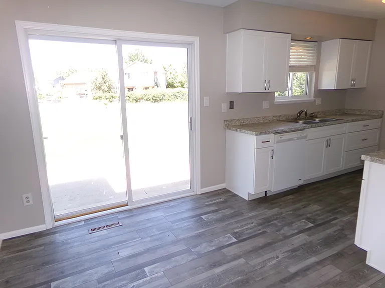4 Woodbine Ct — Photo 11