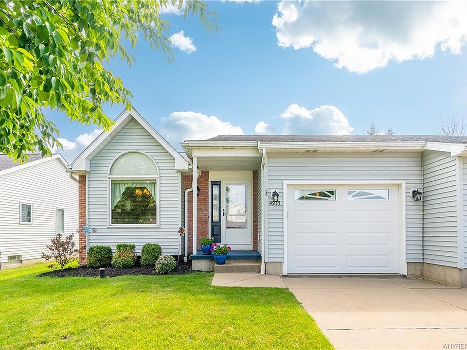 1st image of 4213 Victorian Dr
