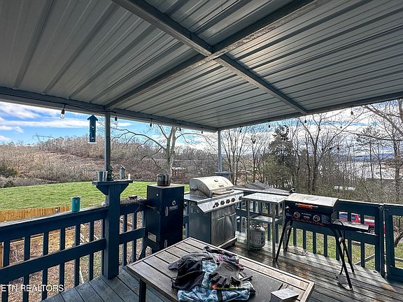 4th image of 446 Ernie Roberts Rd