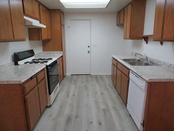 3rd image of 2061 W Redlands Blvd APT 14A