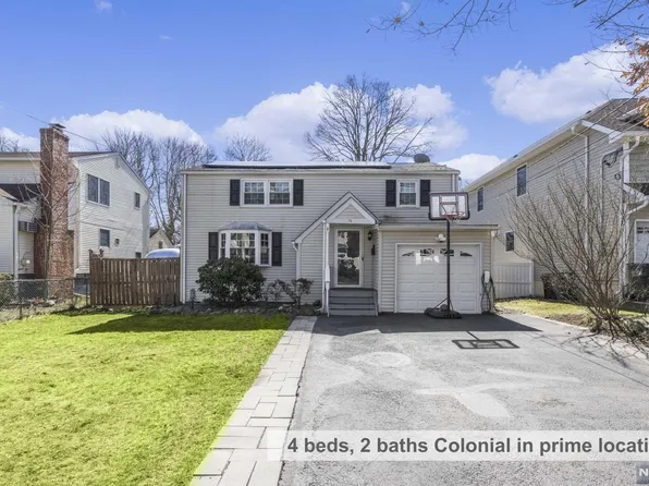 24 Highwood Ave, Waldwick, NJ 07463
