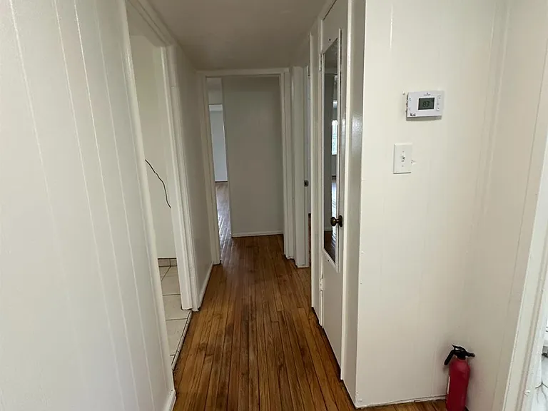 707 N Villa Ave — Photo 23