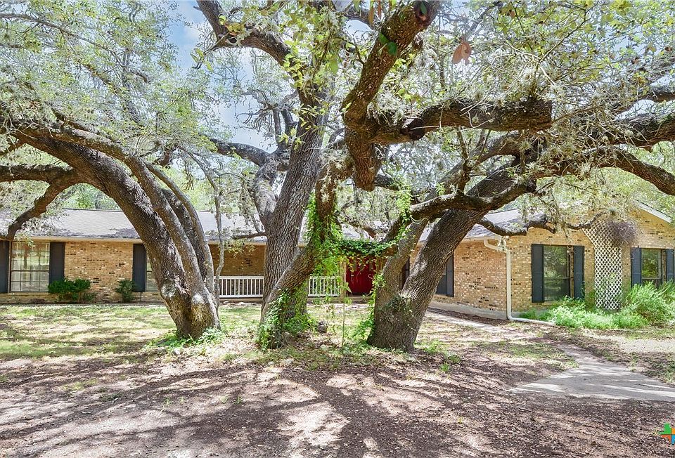 1st image of 107 Post Oak