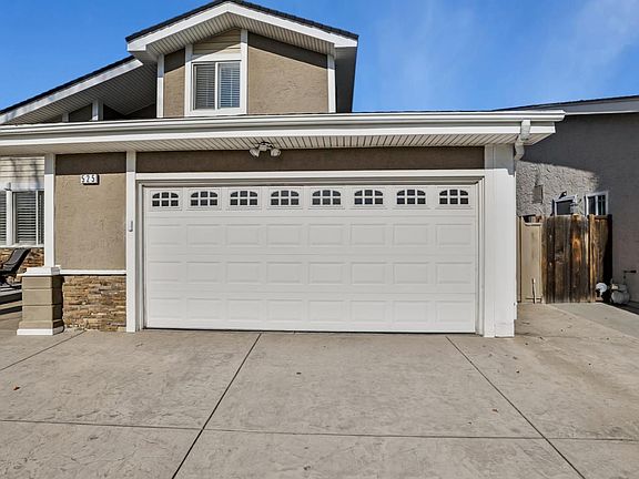 5th image of 525 Century Oaks Way