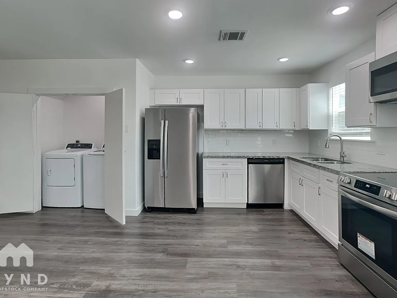 3 bed, 2.5 bath, 1150 sqft, $1,575 — Photo 3