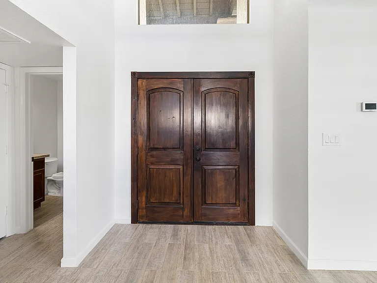 7459 E Pleasant Run — Photo 4
