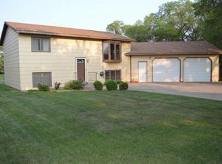 520 4th Ave NW, Perham, MN 56573