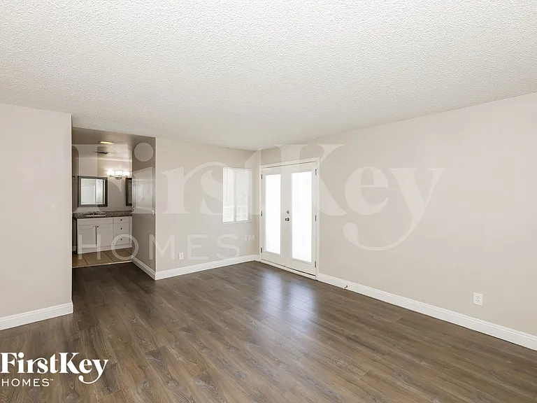 4317 Newcastle Rd — Photo 8