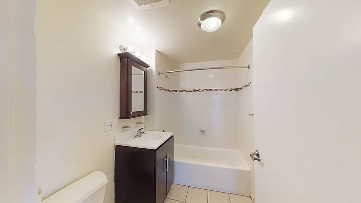 Rented by Douglas Elliman | media 23