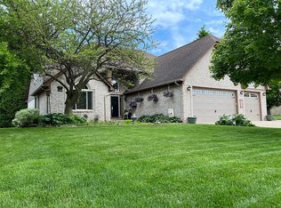 52014 Boland Rd, Chesterfield, MI 48047