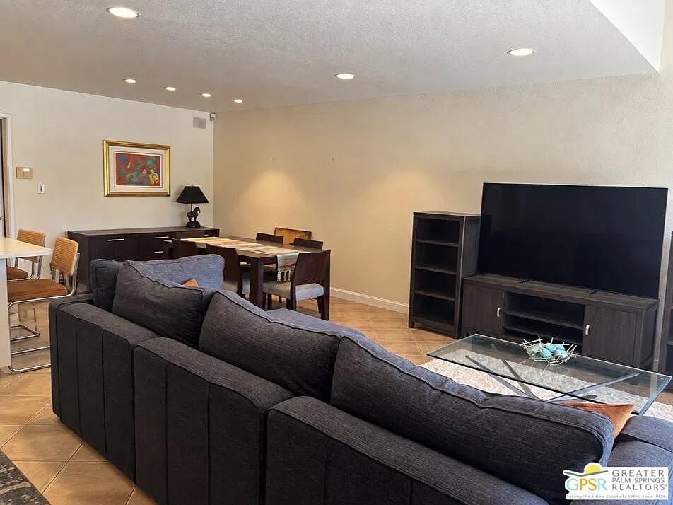 2 bed, 2.5 bath, 1511 sqft, $2,900 — Photo 3