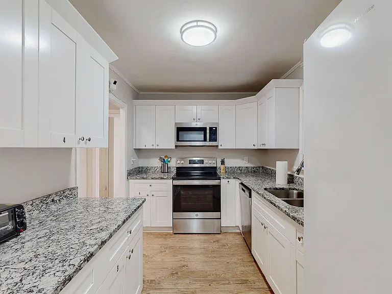 Gorgeous granite countertops