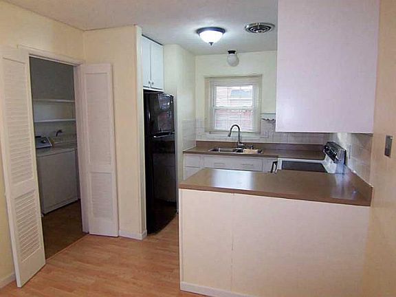 4th image of 706 Ferndale Ct