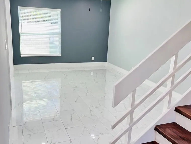 314 Sunshine Dr — Photo 1