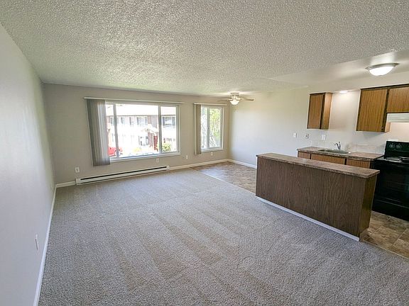 2nd image of 486 24th St NE #22