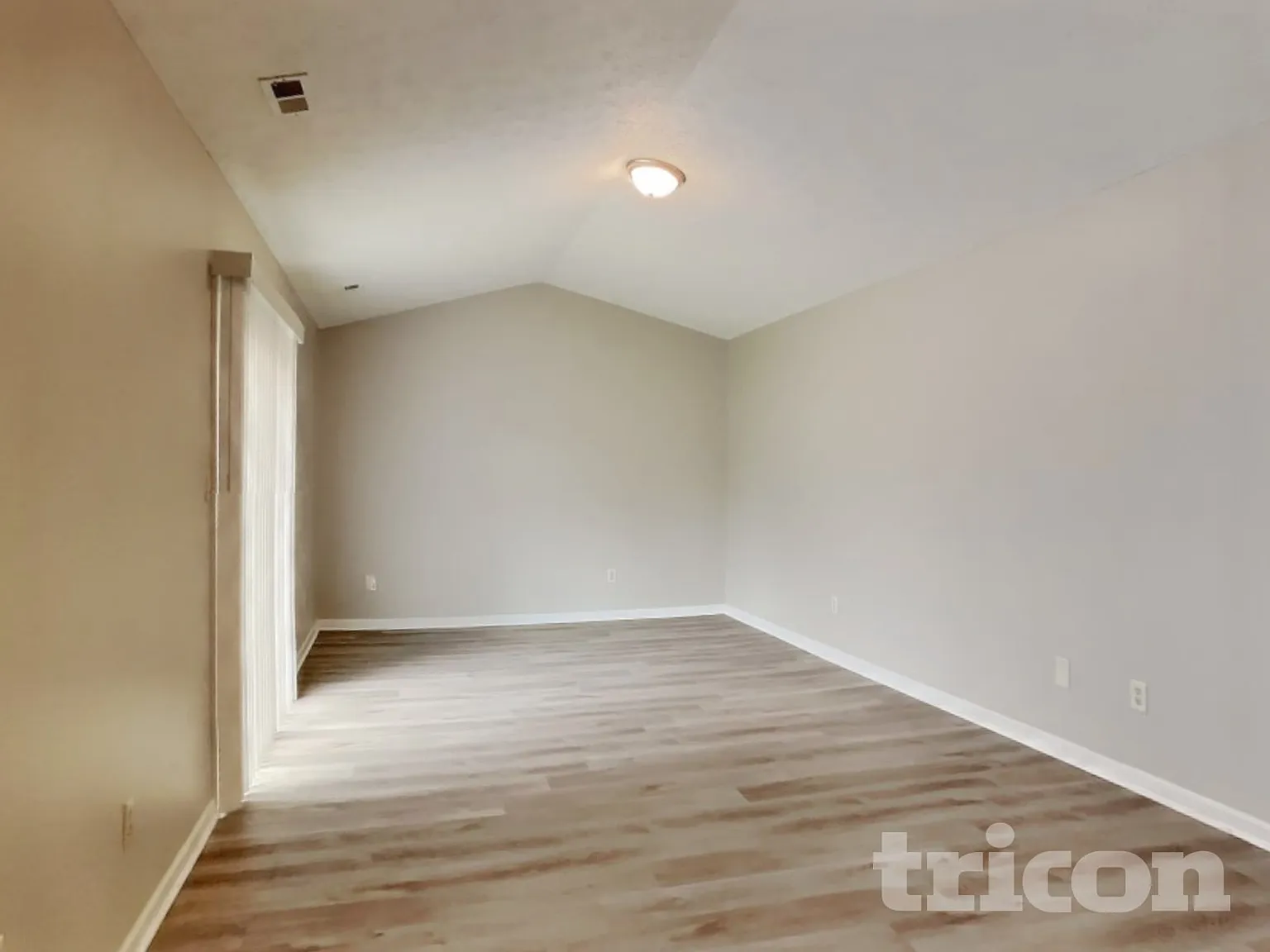 1464 Rebecca Lane Franklin IN — Photo 4