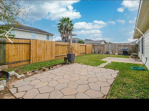 4th image of 19619 Adelaide Meadows Ct