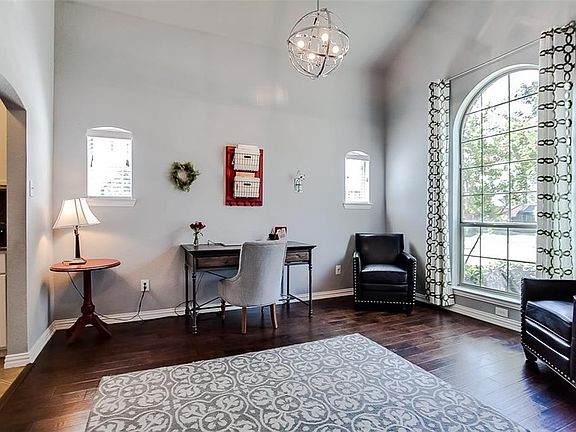 5th image of 2481 Greenbrook Dr