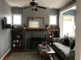 2707 W Ainslie St #3, Chicago, IL 60625